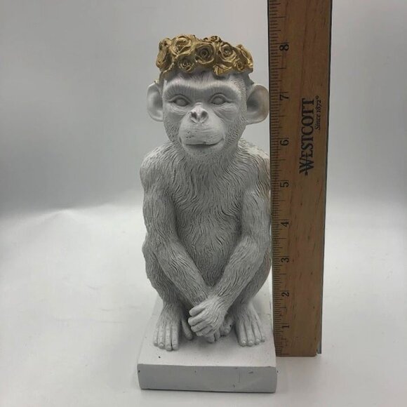 Monkey Figurines Sculptures Gold Flower Crown Tabletop Sagebrook Home Décor - Picture 9 of 12